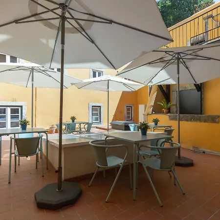 Metropolitan Living Lisbon - Janelas Verdes Exterior photo