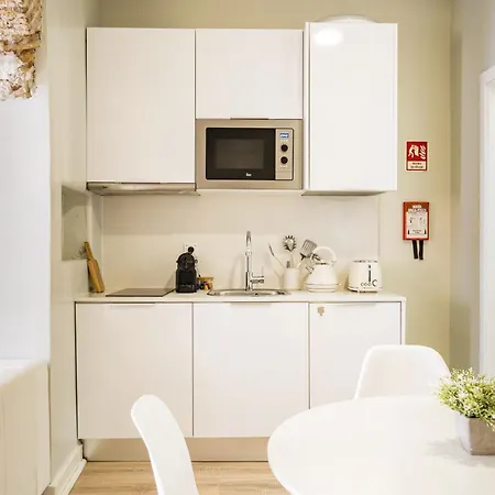 Metropolitan Living Lisbon - Janelas Verdes Exterior photo